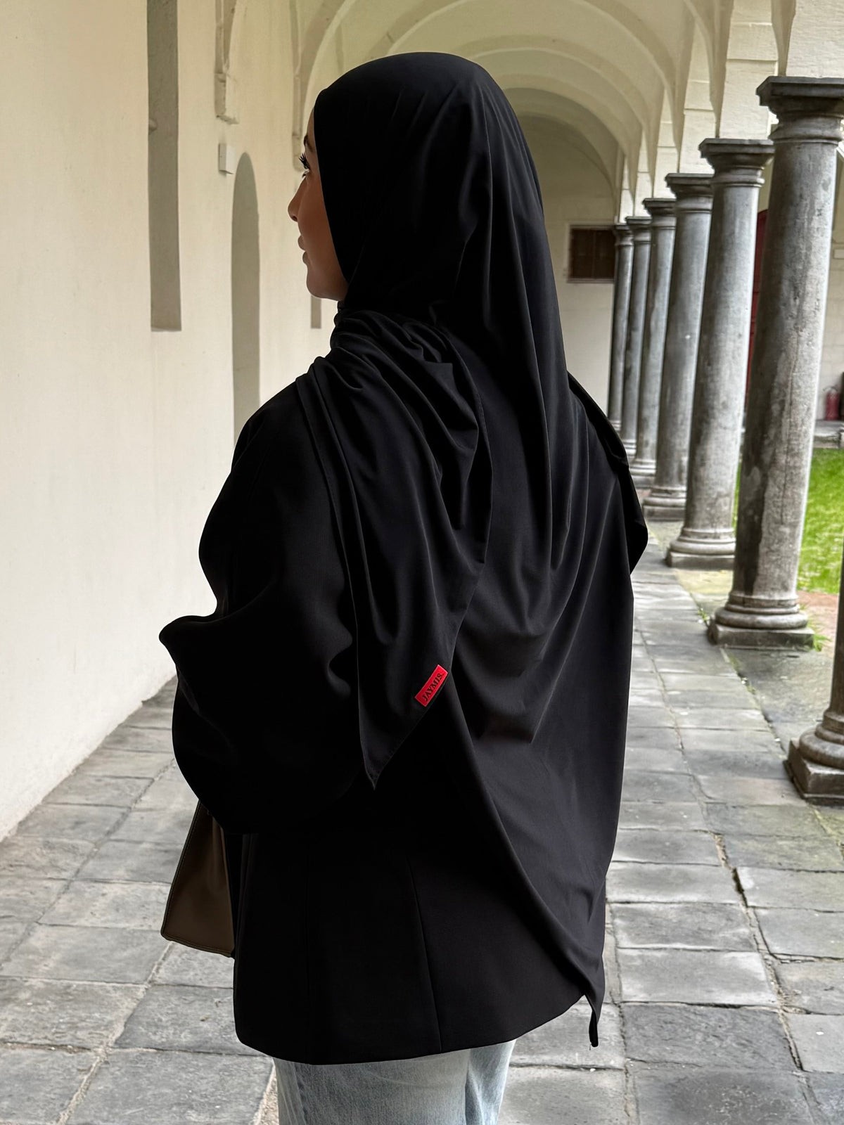 Hijabi Noir Absolu