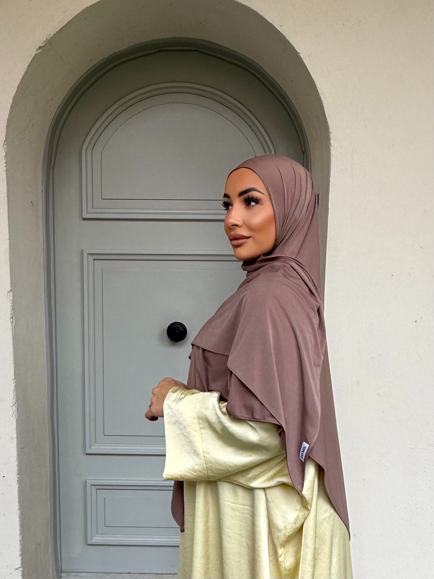 Hijabi Taupe Élégance
